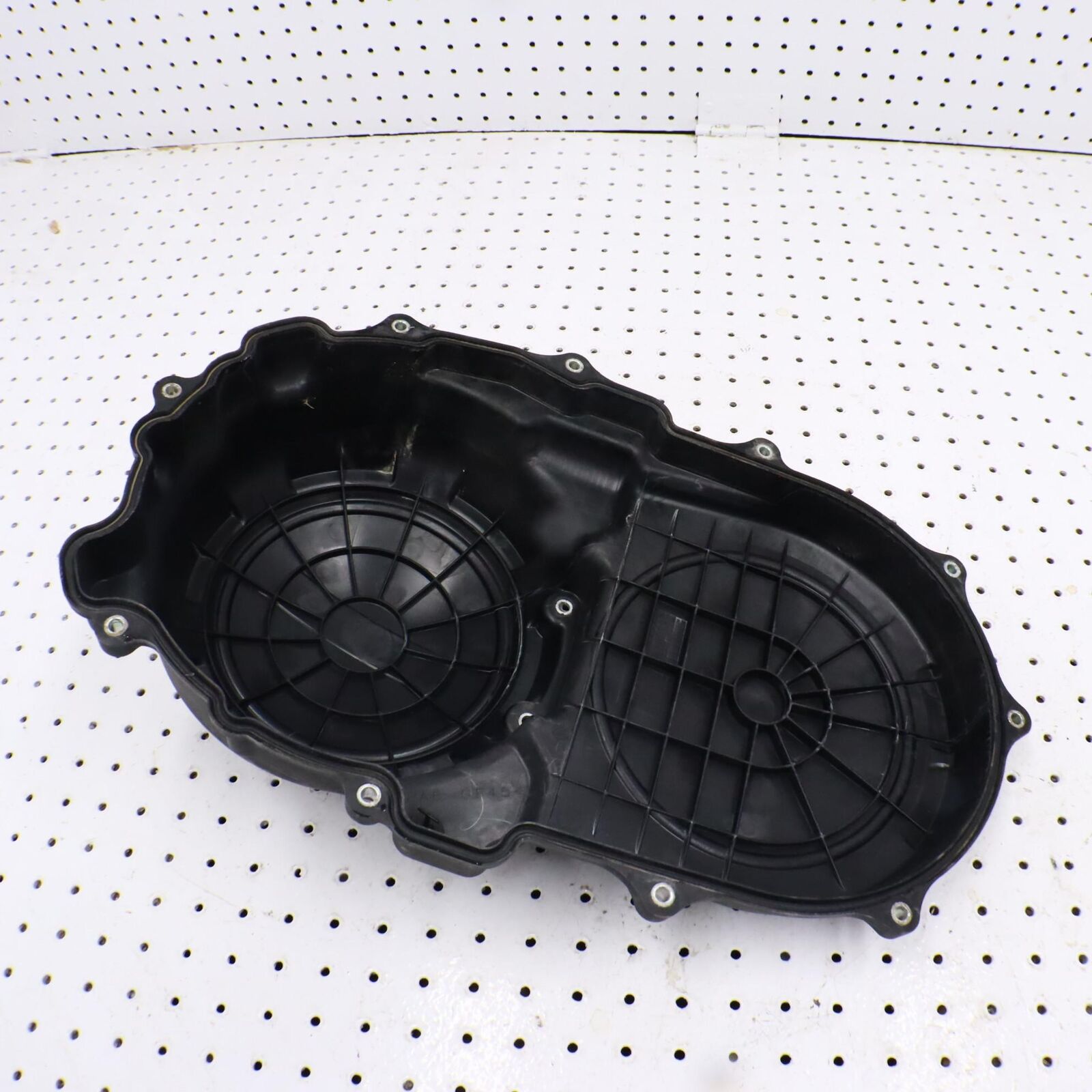 2013 YAMAHA GRIZZLY 700 CLUTCH COVER OUTER 3B4-15431-00-00; 3B4-15431-01-00 