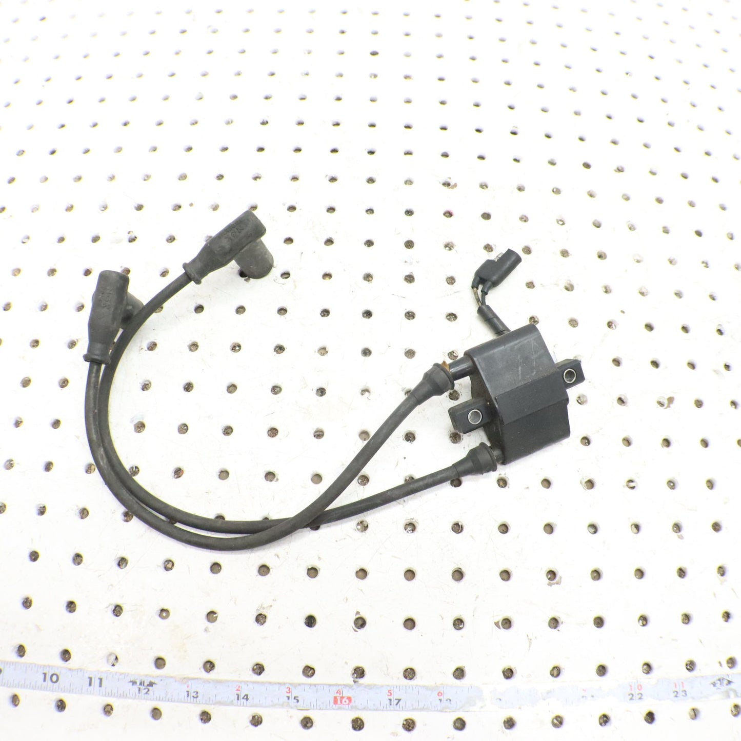 2007 Polaris Iq 600 Ignition Coil 4060229; 4016199