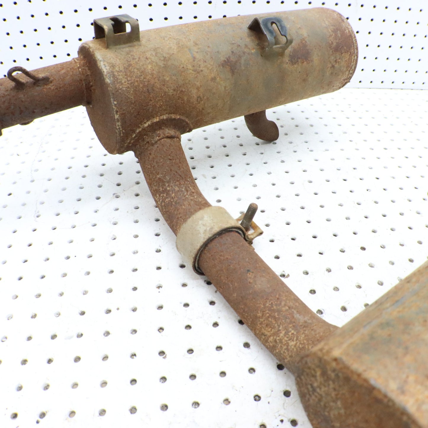 2009 Polaris Sportsman 800 Exhaust Muffler L & R 1261735-489; 1261799-489 