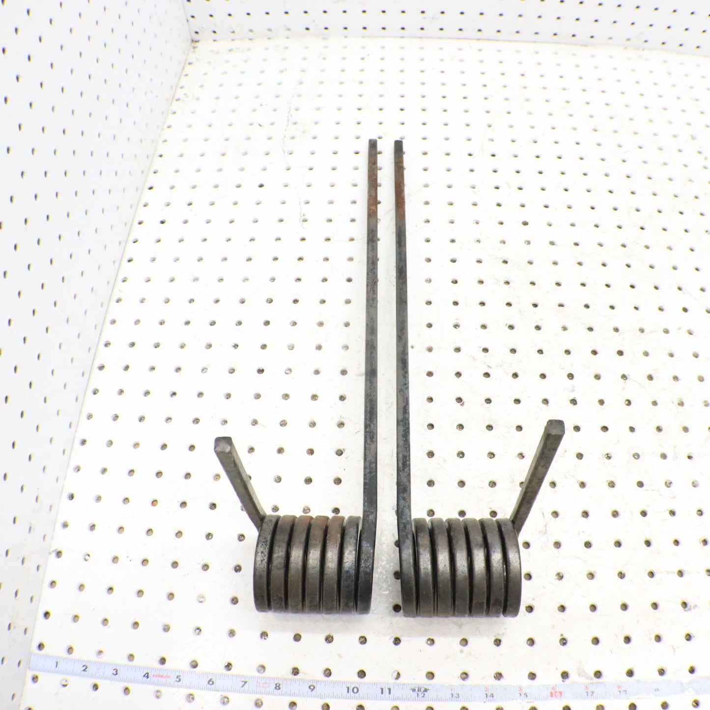 2009 Arctic Cat Crossfire R 8 Rear Suspension Torsion Springs 1704-577; 1704-576