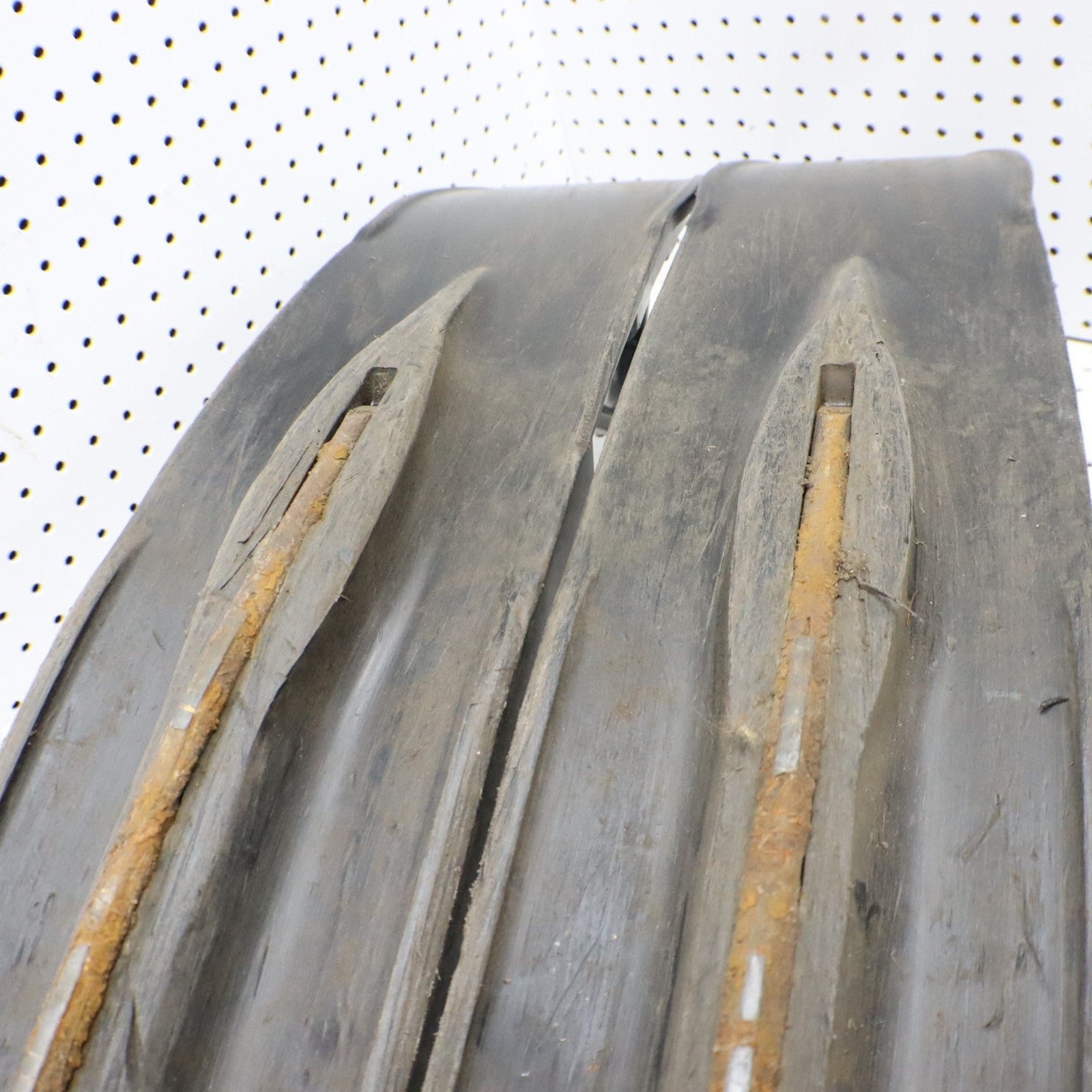 2016 Polaris Rush 800 Skis 1823916-070; 1825027-070 