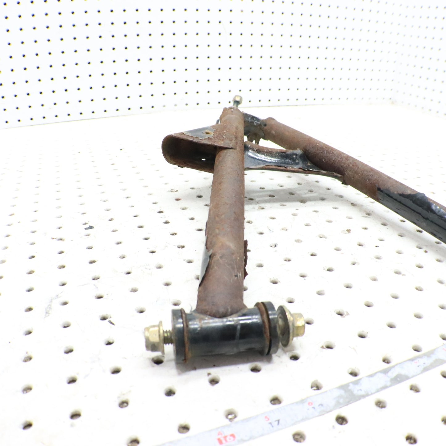 2007 Polaris Iq 600 A Arm Lower Right 2203022-067