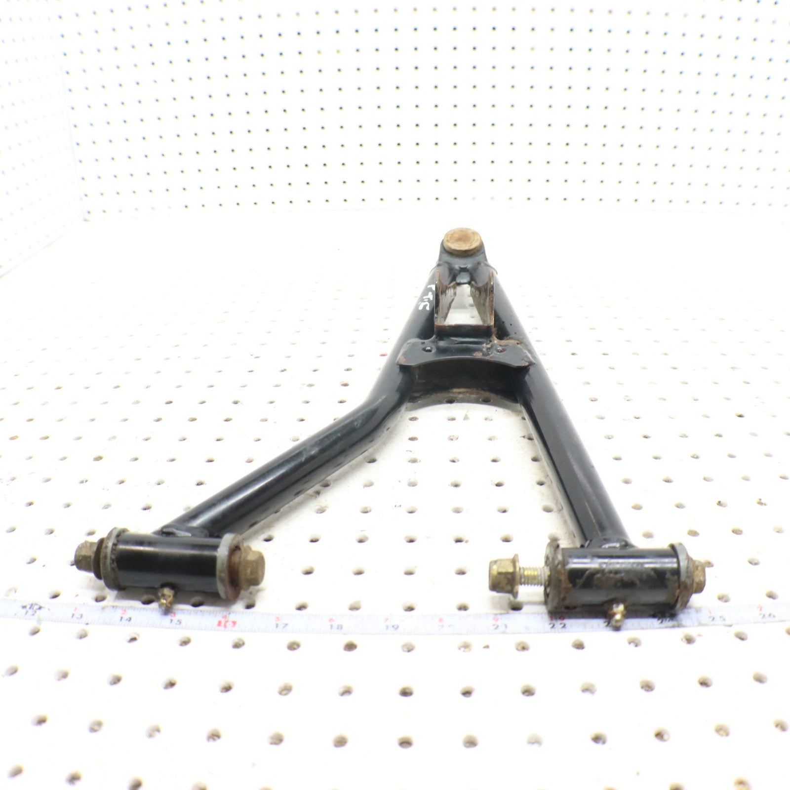 2009 Polaris Sportsman Xp 850 Front Upper Left Control Arm 1017260-067 1025617