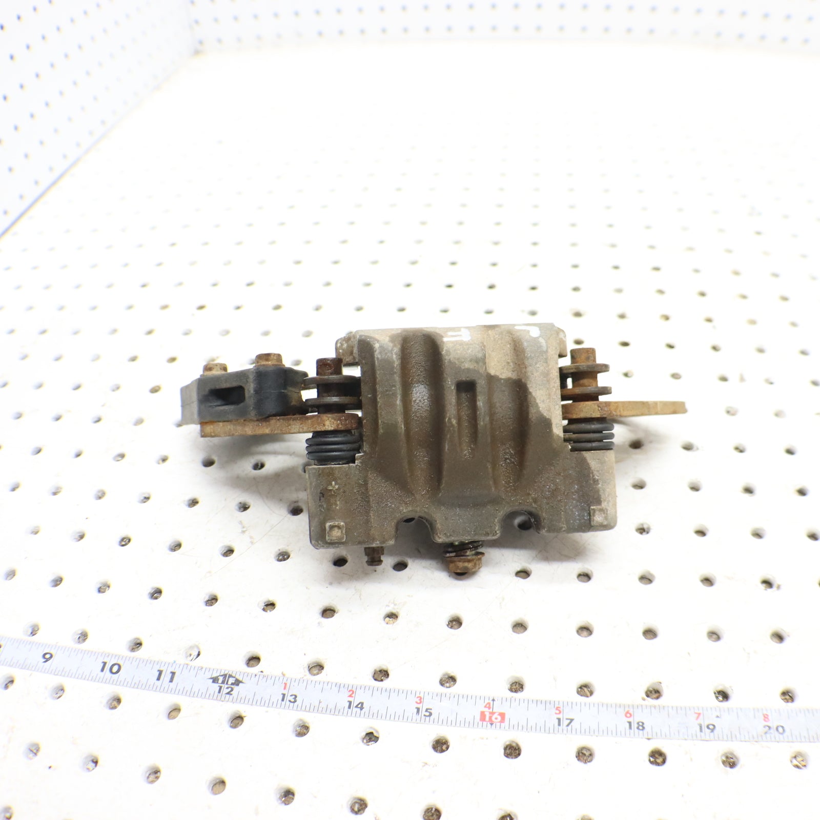 2013 Polaris Ranger Xp 900 Brake Caliper Front LEFT 1911283