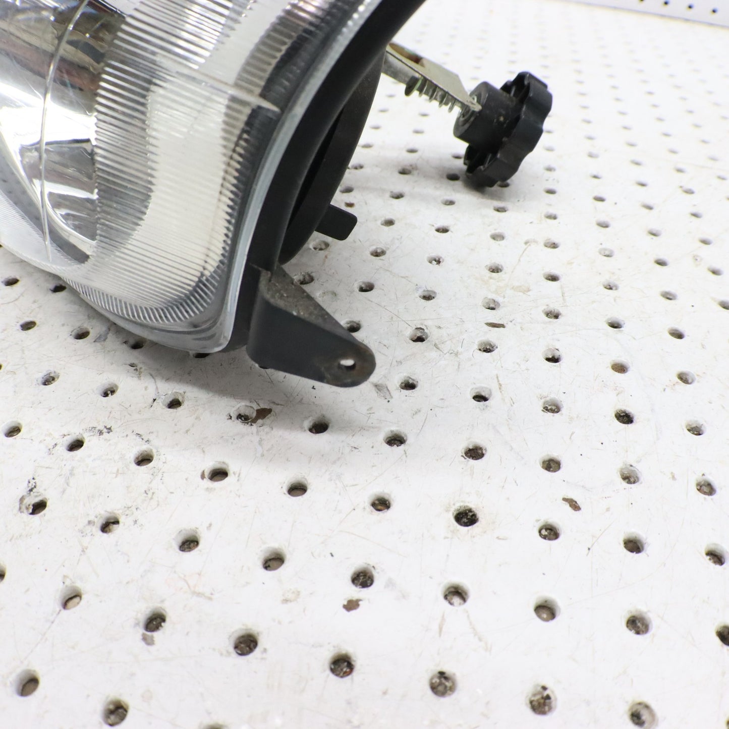 2007 Polaris Iq 600 Head Light Headlight 2410397