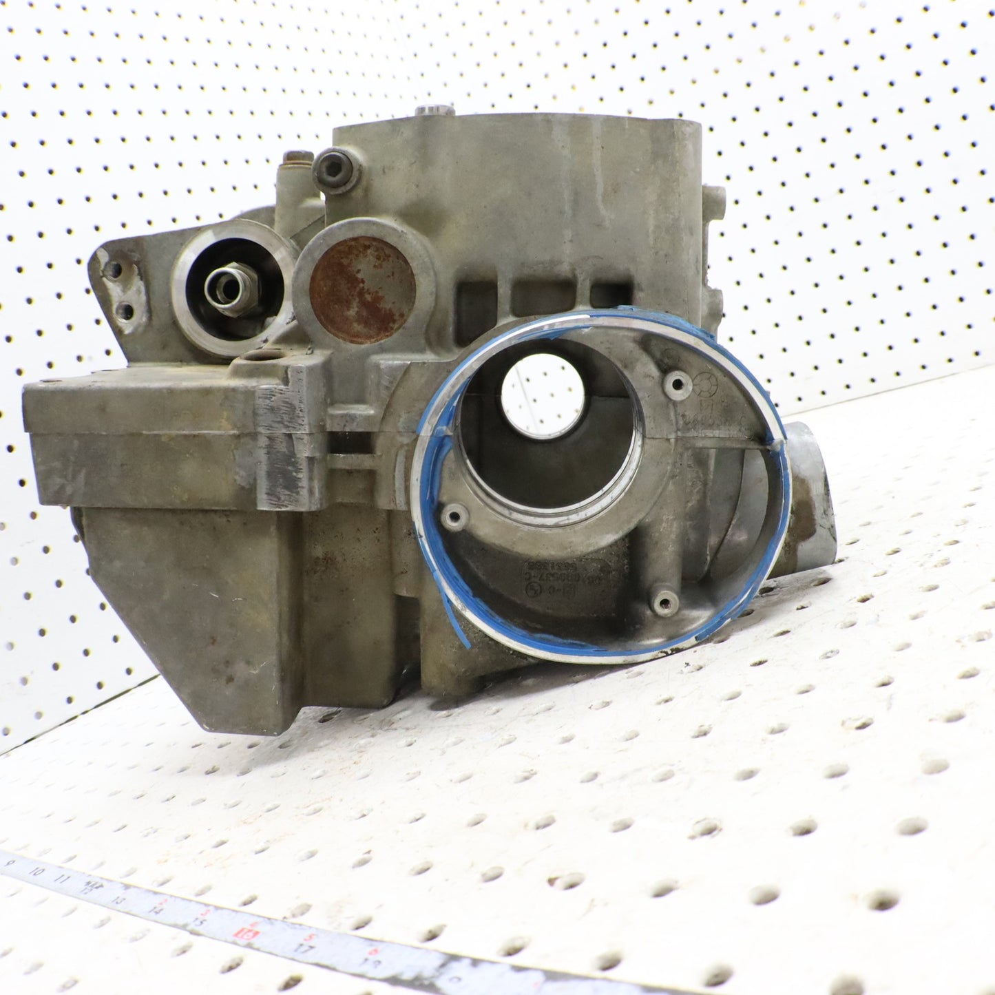 2009 Polaris Sportsman 800 Crankcase Engine Case 2203300 CRACKED !