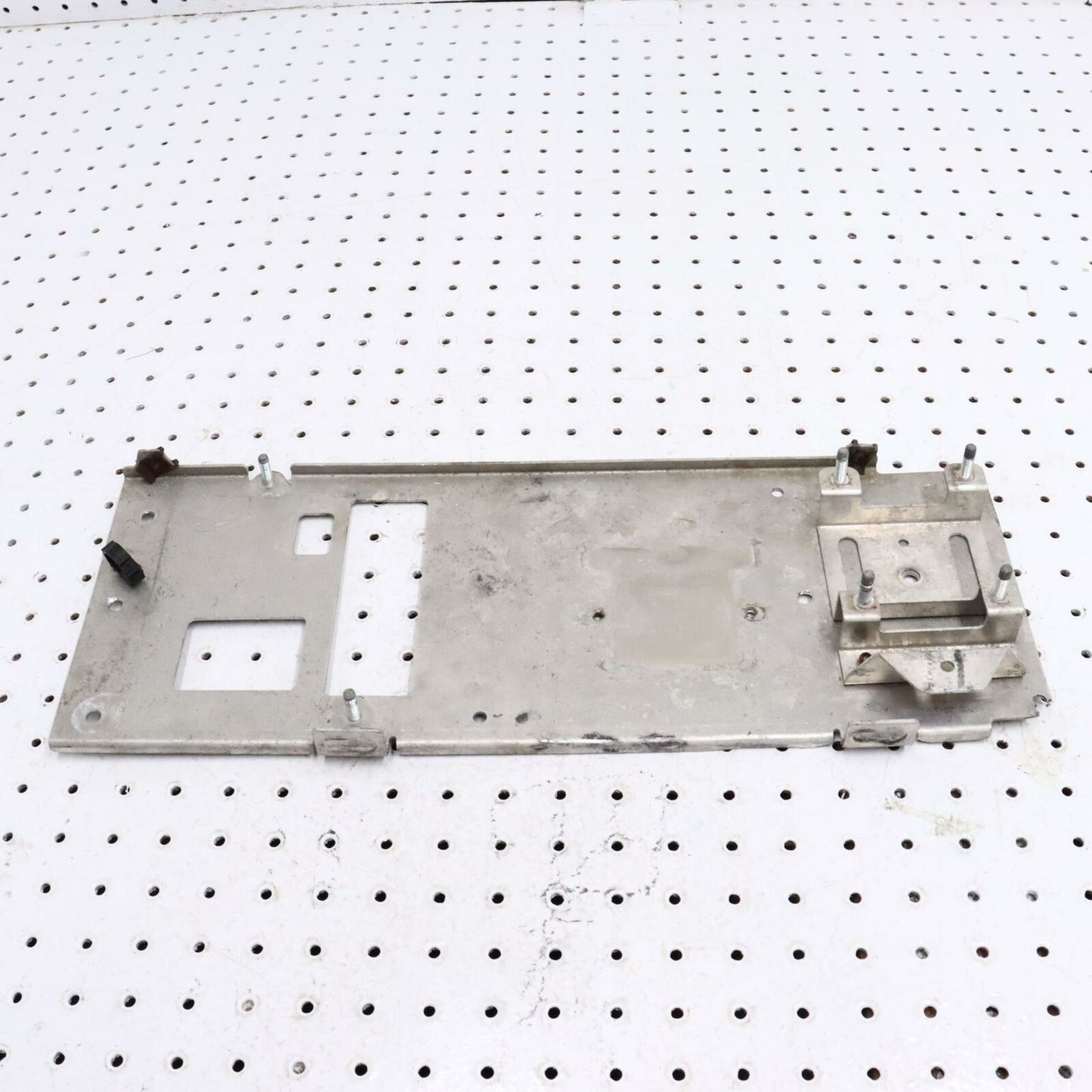 2007 POLARIS IQ 600 ASM-PLATE,ELEC CENTER W/STUDS 1015761