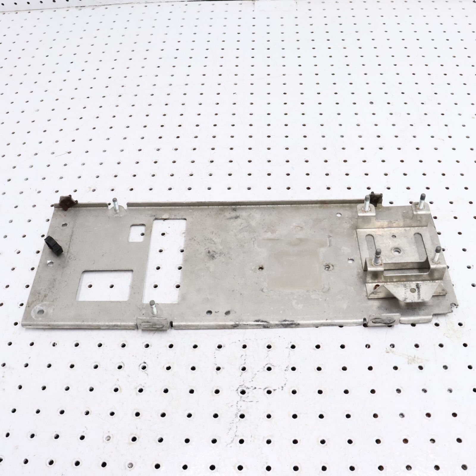 2007 POLARIS IQ 600 ASM-PLATE,ELEC CENTER W/STUDS 1015761