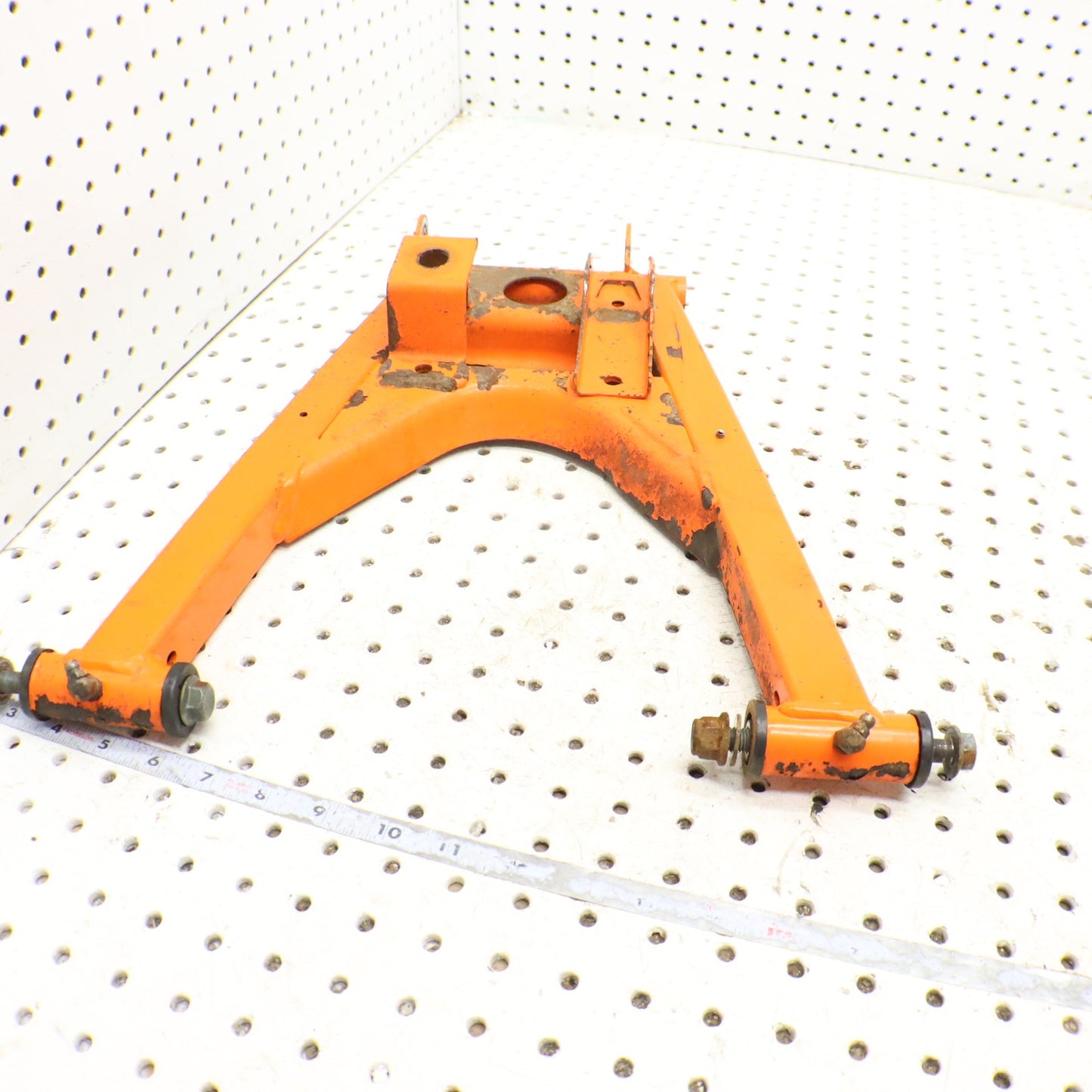 2013 Polaris Ranger Xp 900 Lower Right Rear Control A Arm 1018461-589