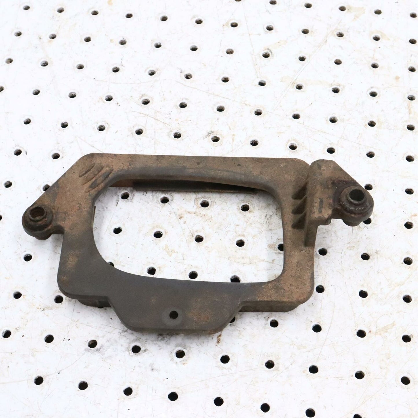 2005 BOMBARDIER OUTLANDER MAX 400 FRONT RIGHT HEADLIGHT SUPPORT 710000236