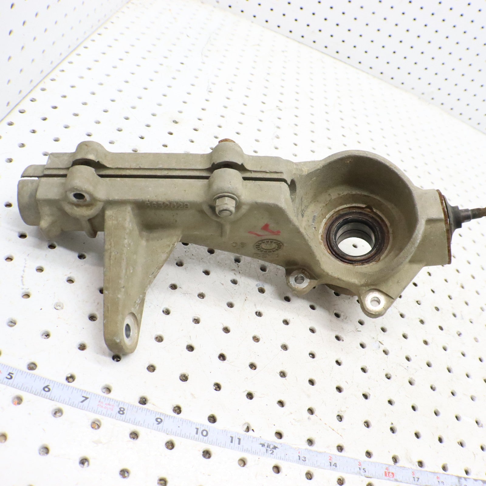 2009 Polaris Sportsman 800 Front Hub Strut 1822825 LEFT