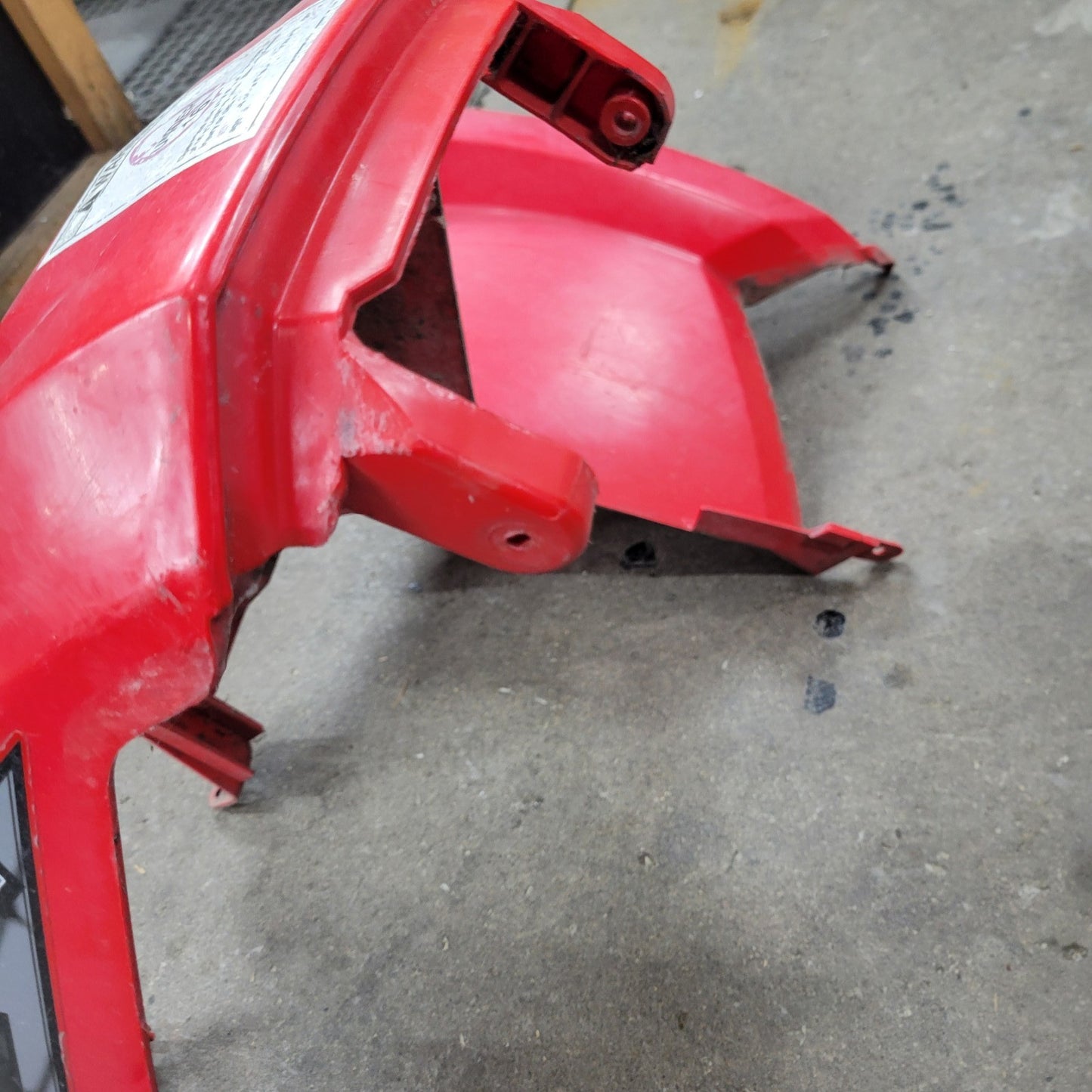 2009 Polaris Sportsman 800 Front Fender 5437844-293; 2634094-293