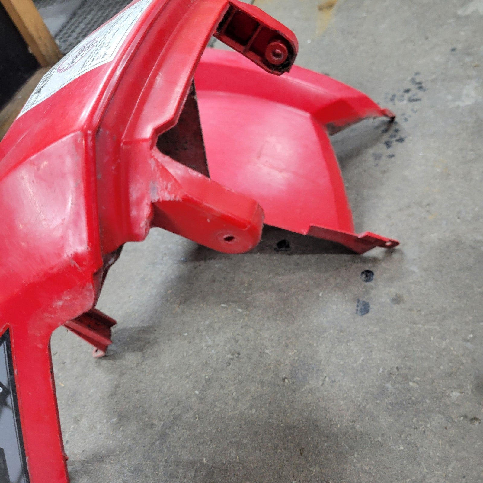 2009 Polaris Sportsman 800 Front Fender 5437844-293; 2634094-293