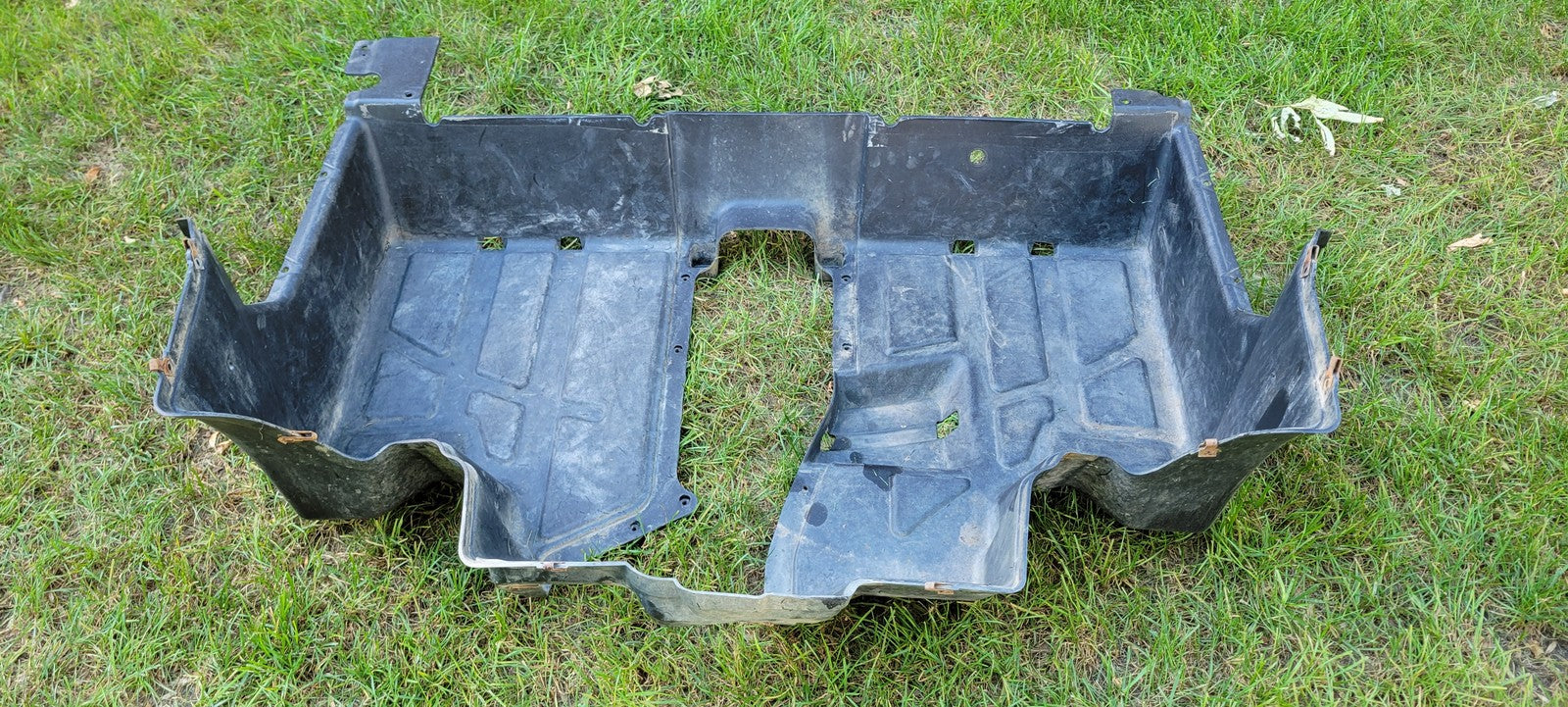 2009 Polaris Rzr 800 Floor Bottom 5437766-070 ; 5438820-070