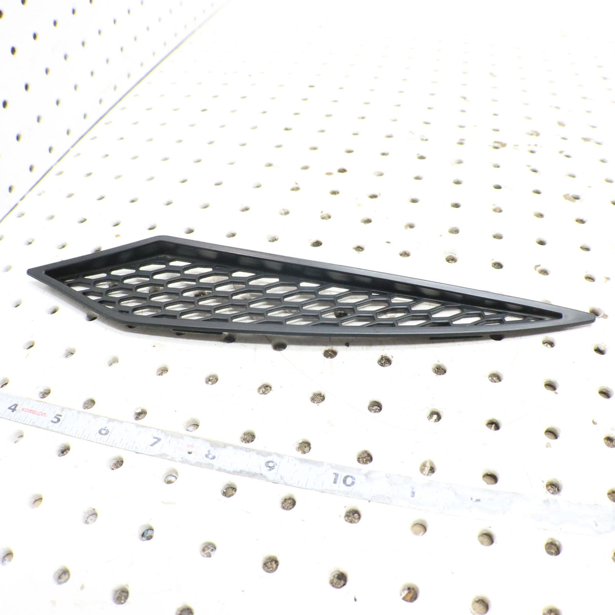 2007 Arctic Cat F6 Vent, Hood Screen Inner Right Hand Mold (Black) 4606-614