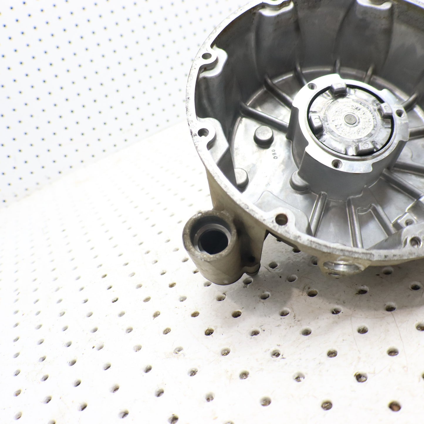 2009 Polaris Sportsman Xp 850 Stator Cover & Waterpump 1203895; 1204737