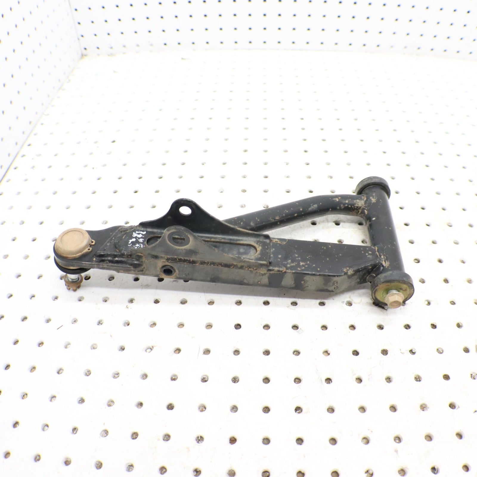 2016 SUZUKI KING QUAD 500 FRONT UPPER LEFT CONTROL ARM 52440-31820