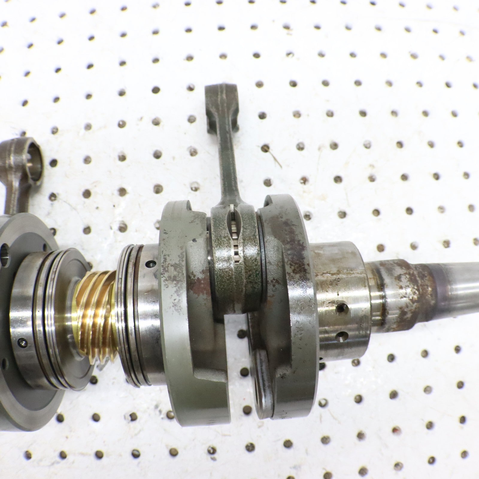 2009 Arctic Cat Crossfire R 8 Crankshaft Crank Shaft 3007-529