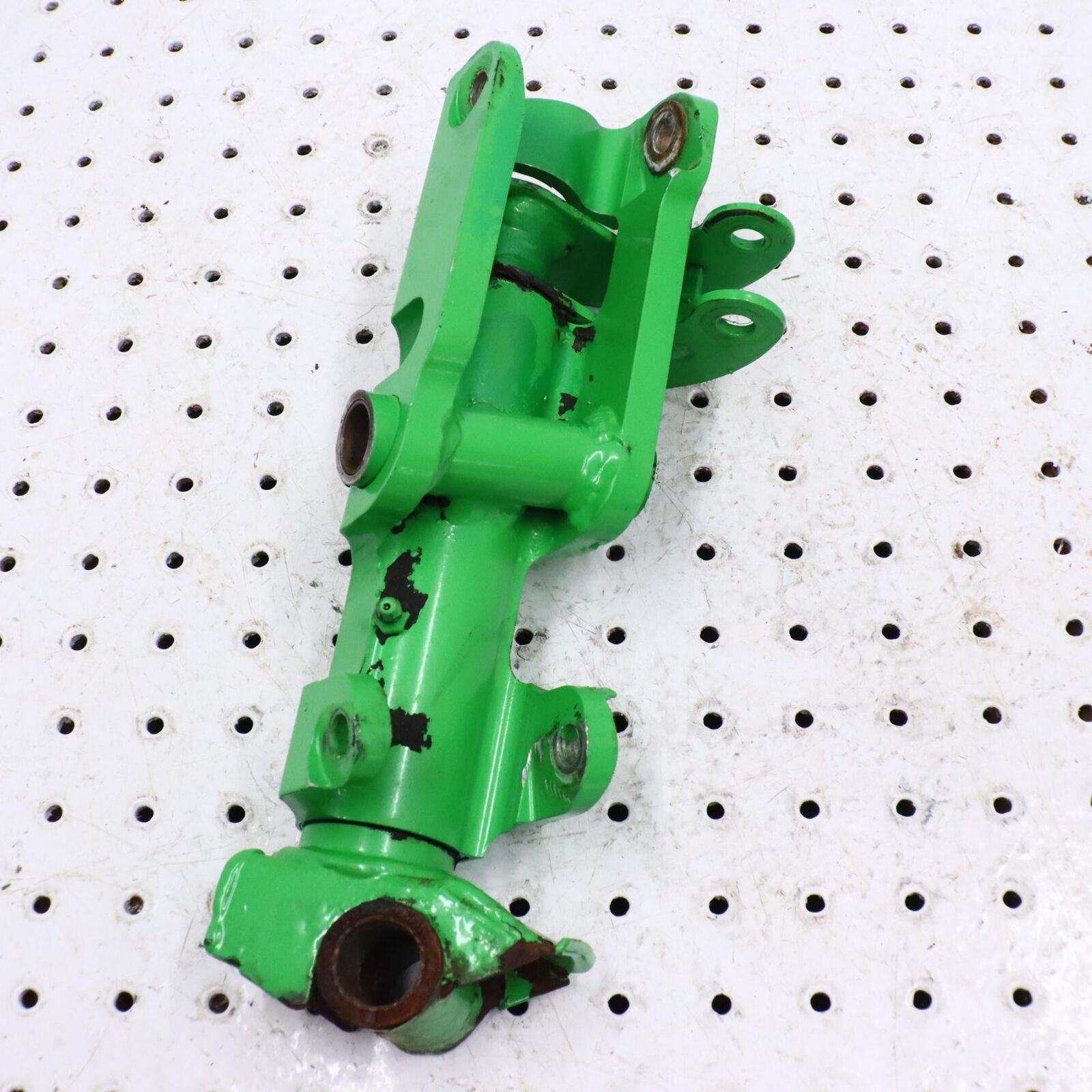 2011 ARCTIC CAT M8 RIGHT FRONT STEERING ARM SPINDLE KNUCKLE 2703-656