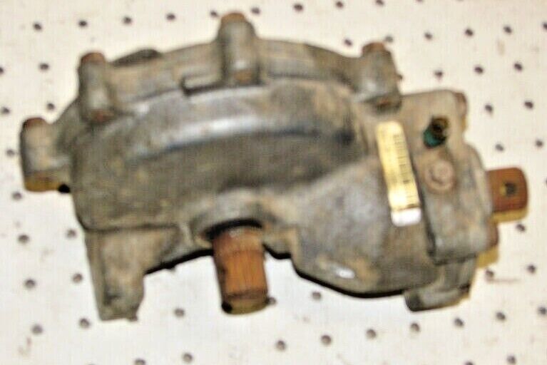 2000 POLARIS MAGNUM 325 4X4 FRONT GEAR CASE 1341253