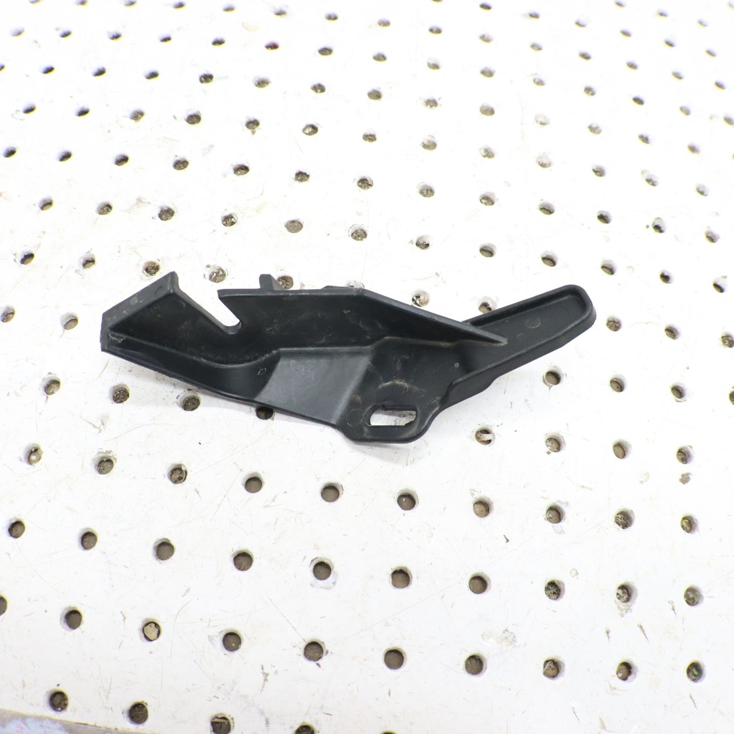 2024 Polaris Sportsman 570 Efi Eps Seat Base Mount Bracket RH 5452277
