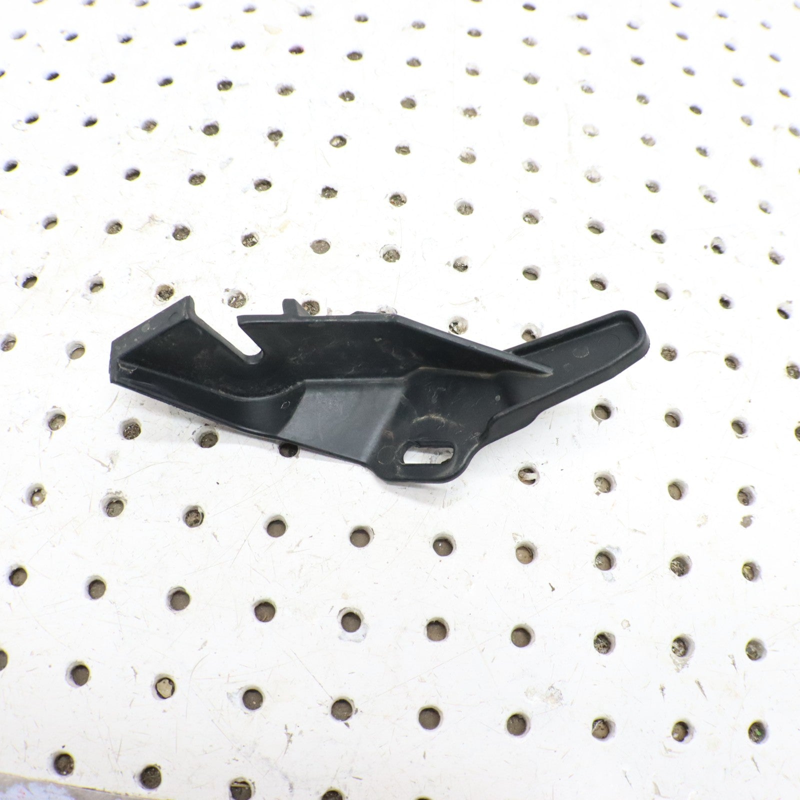 2024 Polaris Sportsman 570 Efi Eps Seat Base Mount Bracket RH 5452277