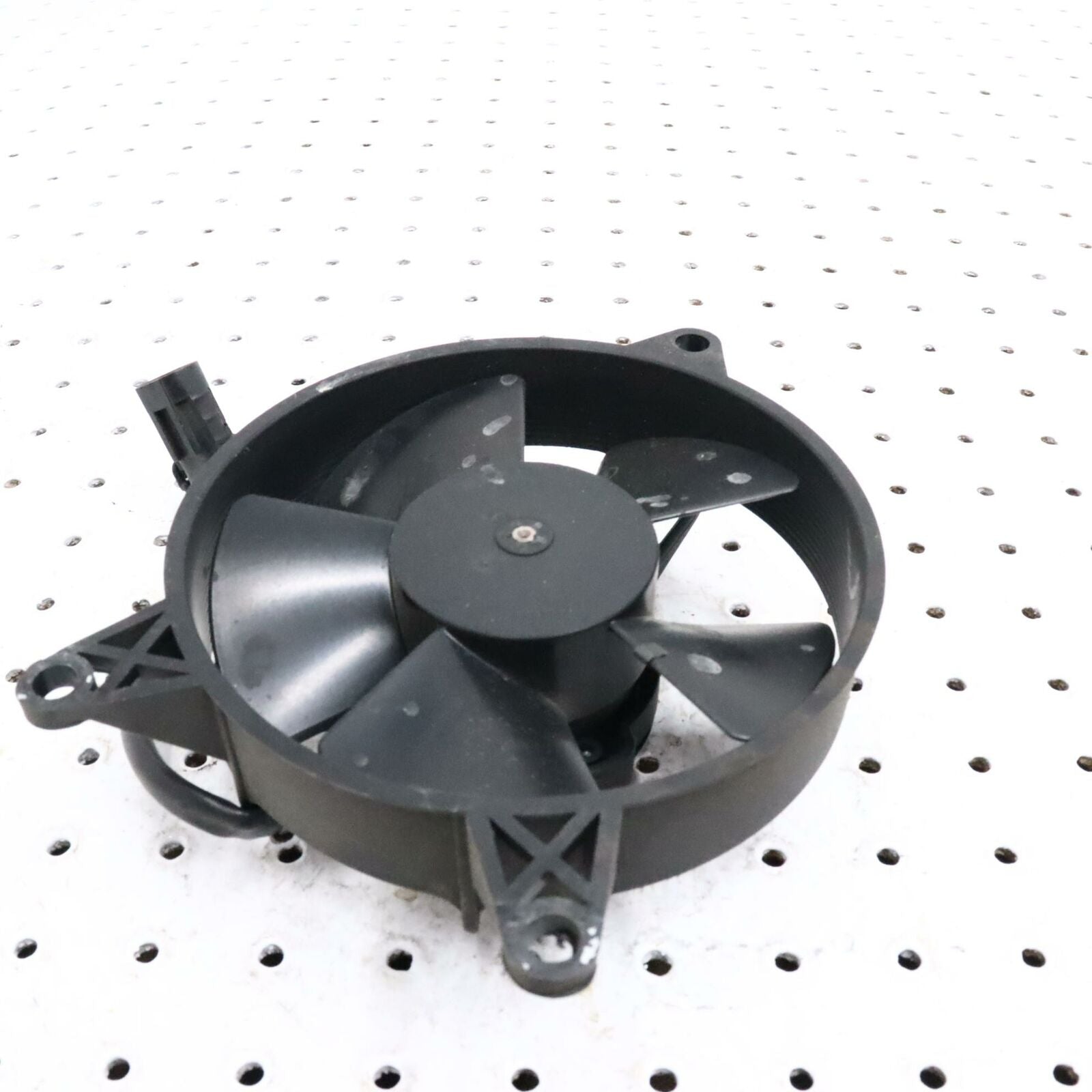 2006 POLARIS SWITCHBACK ENGINE RADIATOR COOLING FAN 2202944; 1240621