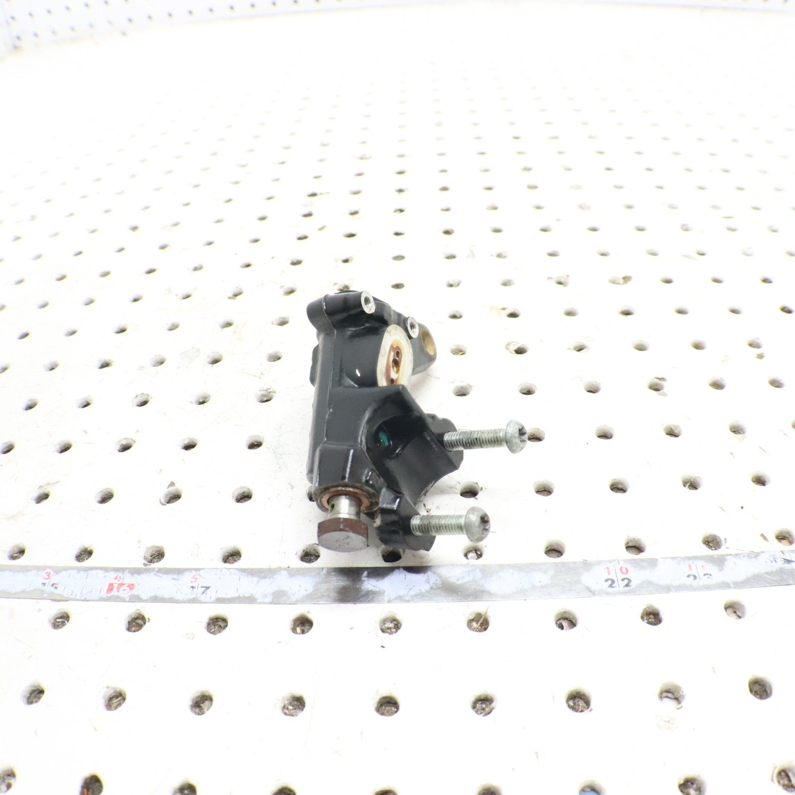 2016 Arctic Cat M8000 Hand Brake Lever Master Cylinder Piston Assembly 2602-479