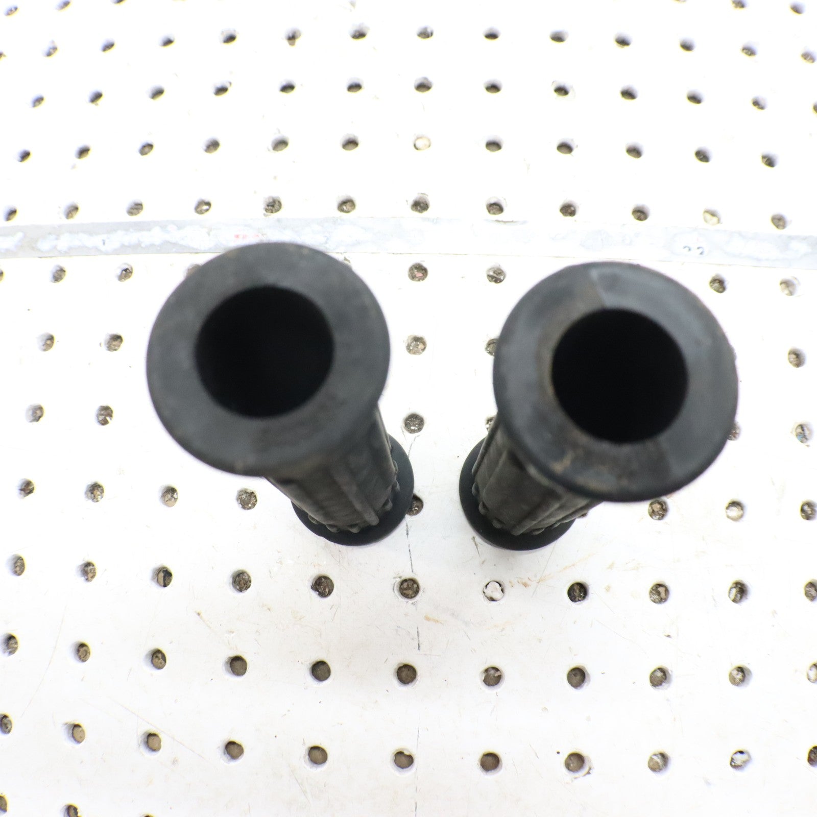 1995 Polaris Xplorer 400 Handlebar Grips 5431030 5433834-070