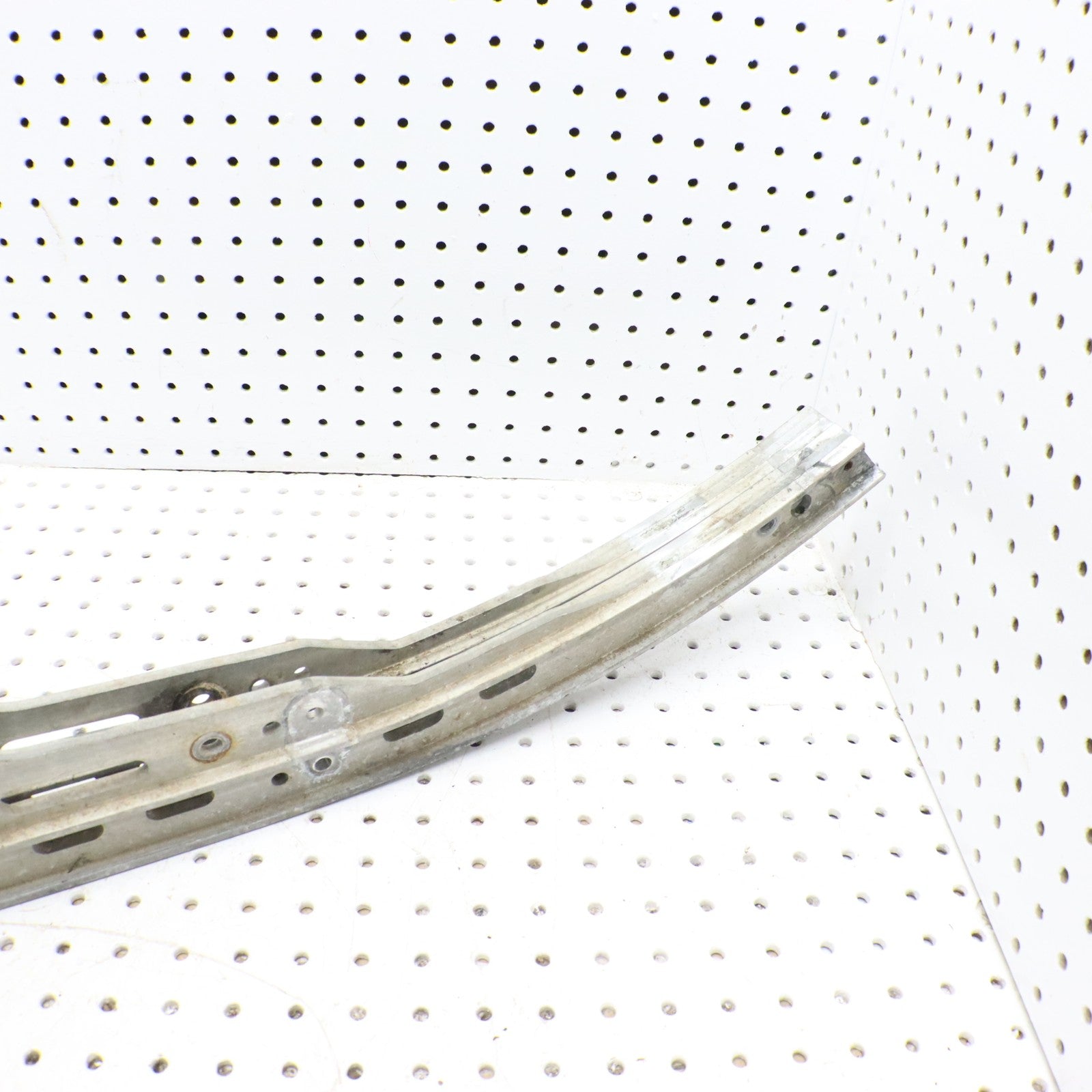 2007 Polaris Iq 600 Slide Rails L & R  1542130 ; 1542131 