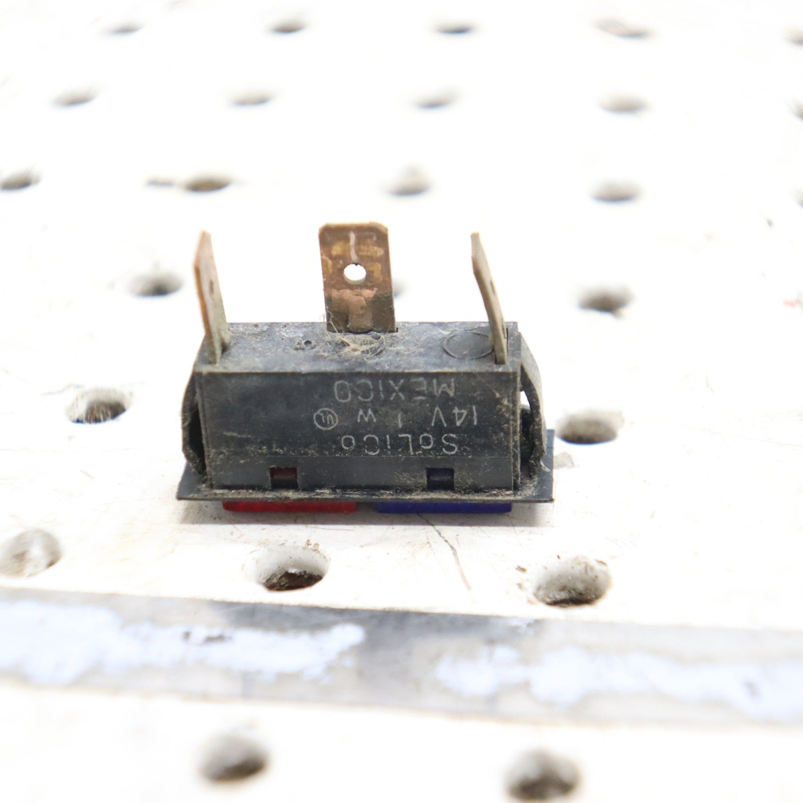 1998 Polaris Xplorer 400l Indicator Light LOW OIL&HI-BEAM. 4040052