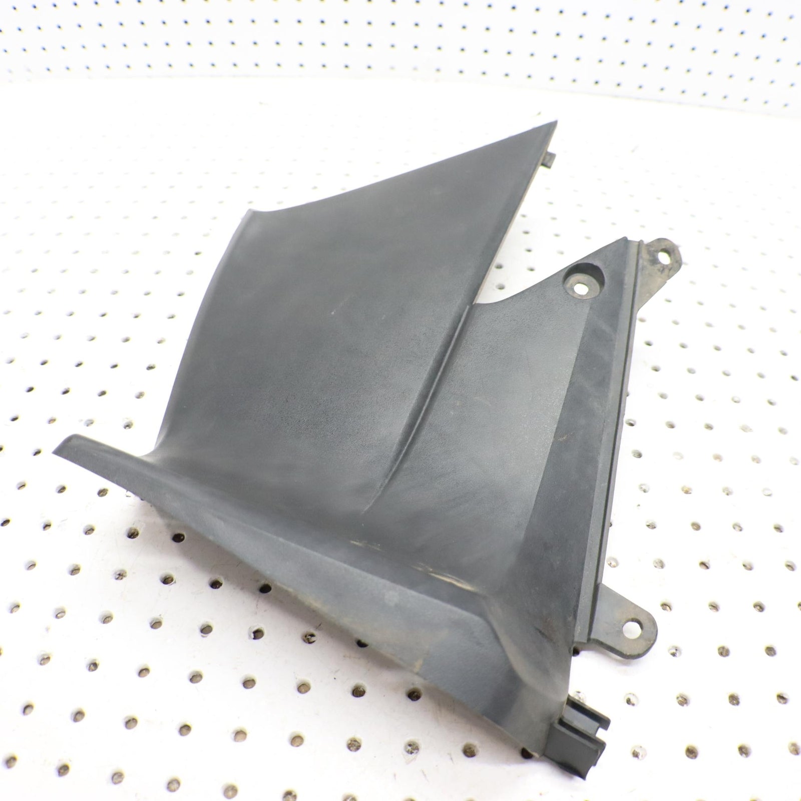 2016 SUZUKI KING QUAD 500 SIDE PANEL COVER LEFT 53122-31G03