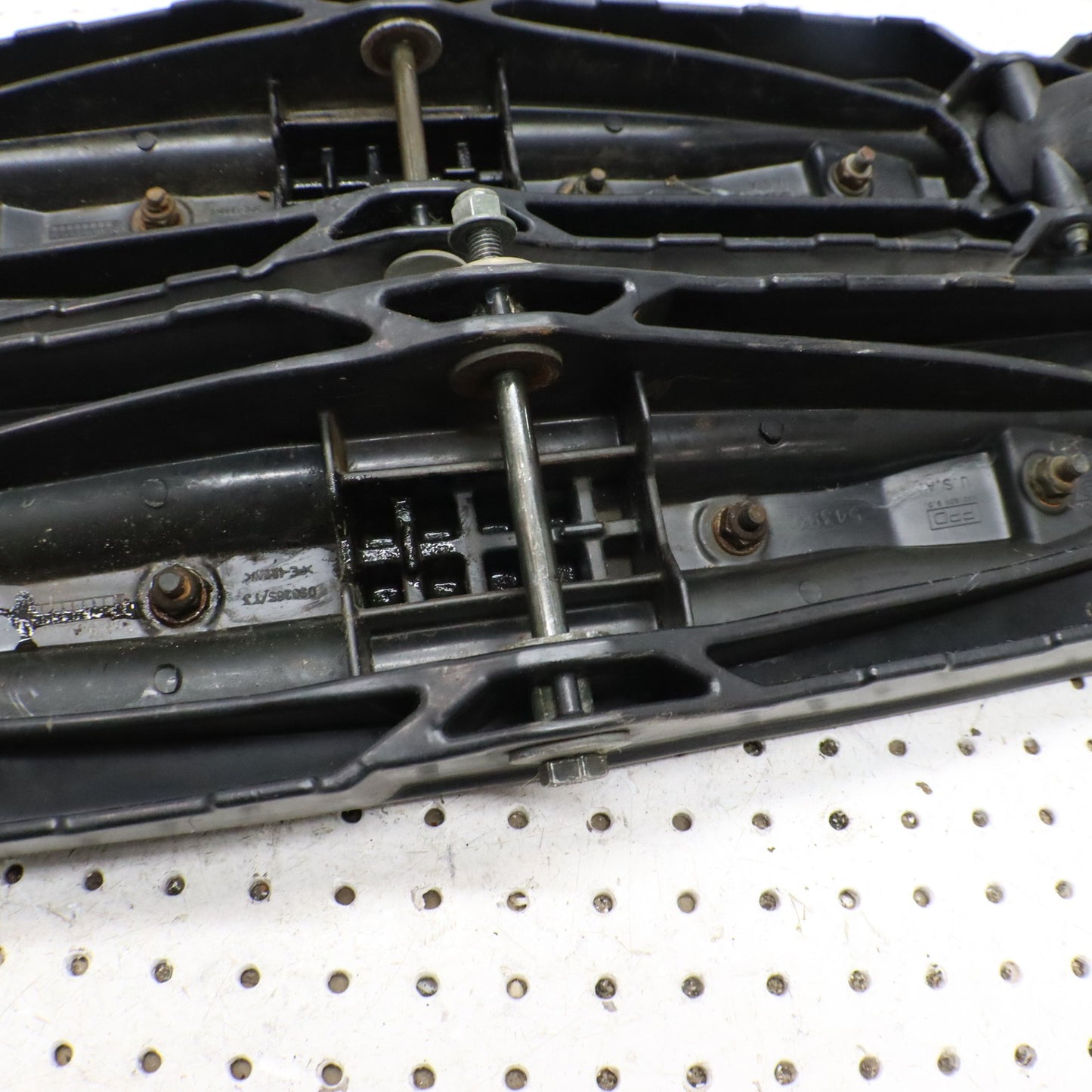 2016 Polaris Rush 800 Skis 1823916-070; 1825027-070 