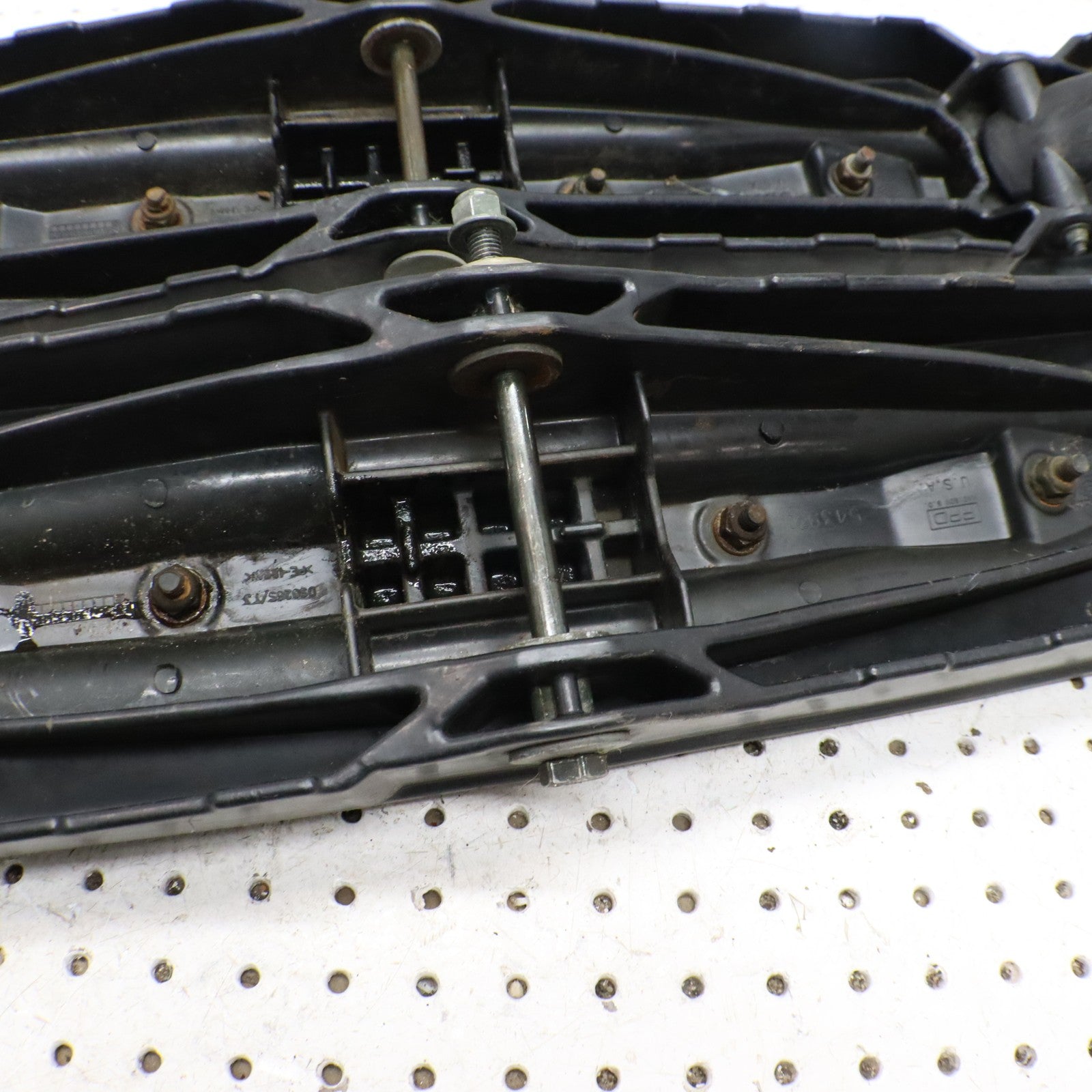 2016 Polaris Rush 800 Skis 1823916-070; 1825027-070 