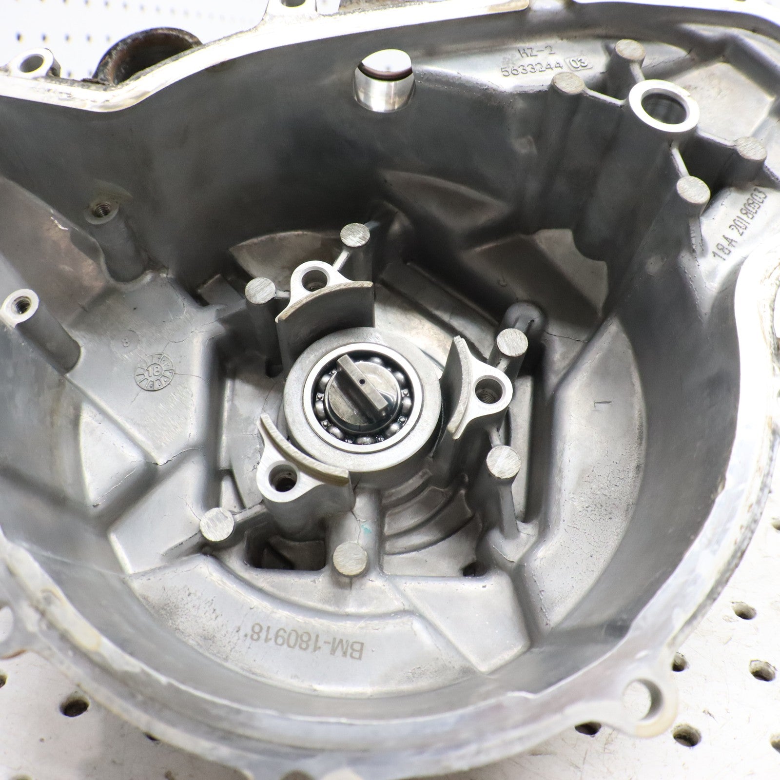2019 Polaris Sportsman 570 Stator Cover Waterpump 2205170