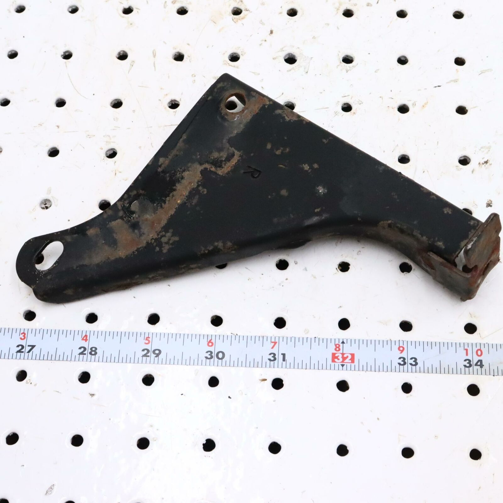 2000 POLARIS SPORTSMAN 500 RIGHT REAR RACK SUPPORT 1040525-067