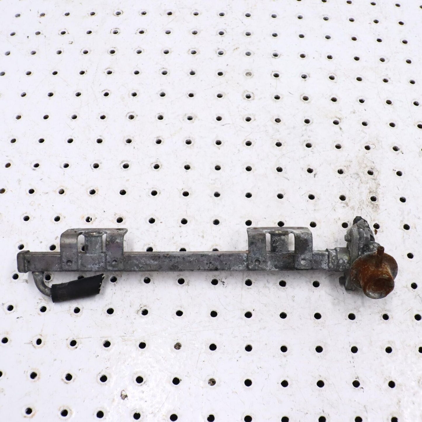 2002 ARCTIC CAT ZR 600 THROTTLE BODY FUEL INJECTOR RAIL 3005-691