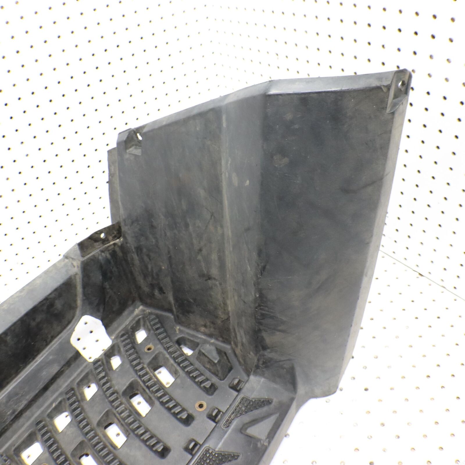 2013 POLARIS SPORTSMAN 550 RIGHT MUD SPLASH GUARD FOOTWELL 5439077-070
