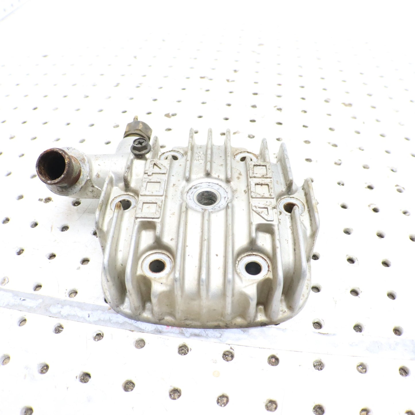 1995 Polaris Xplorer 400 Cylinder Head  3084730 3086755