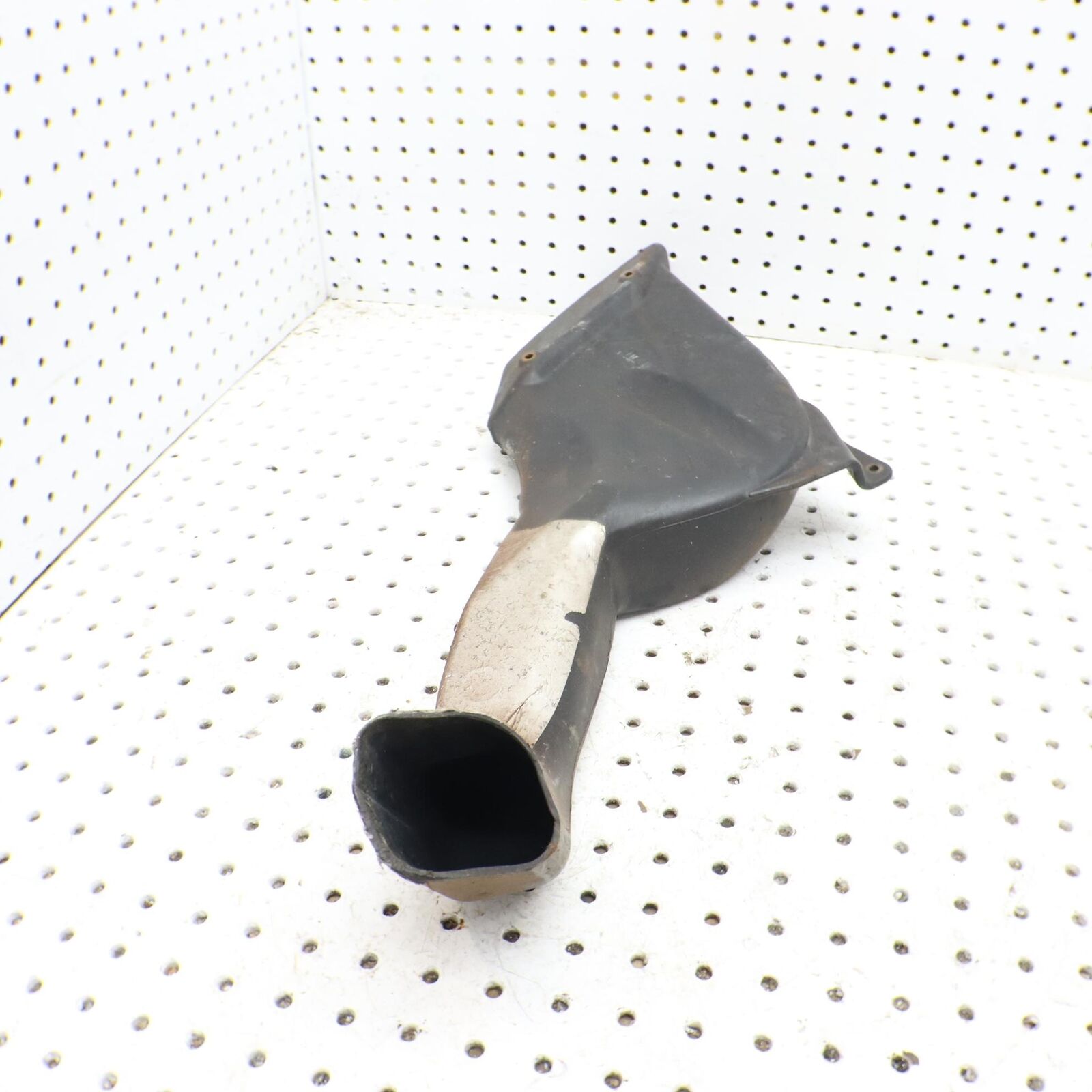 2006 POLARIS FUSION 600 BRAKE DUCT COOLING DUCT 2633061
