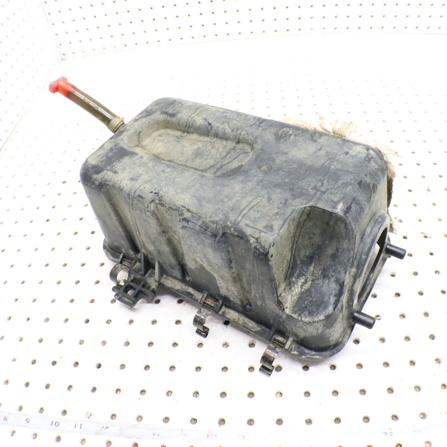 2012 Polaris Sportsman 500 Airbox Air Intake Filter Box 5438552