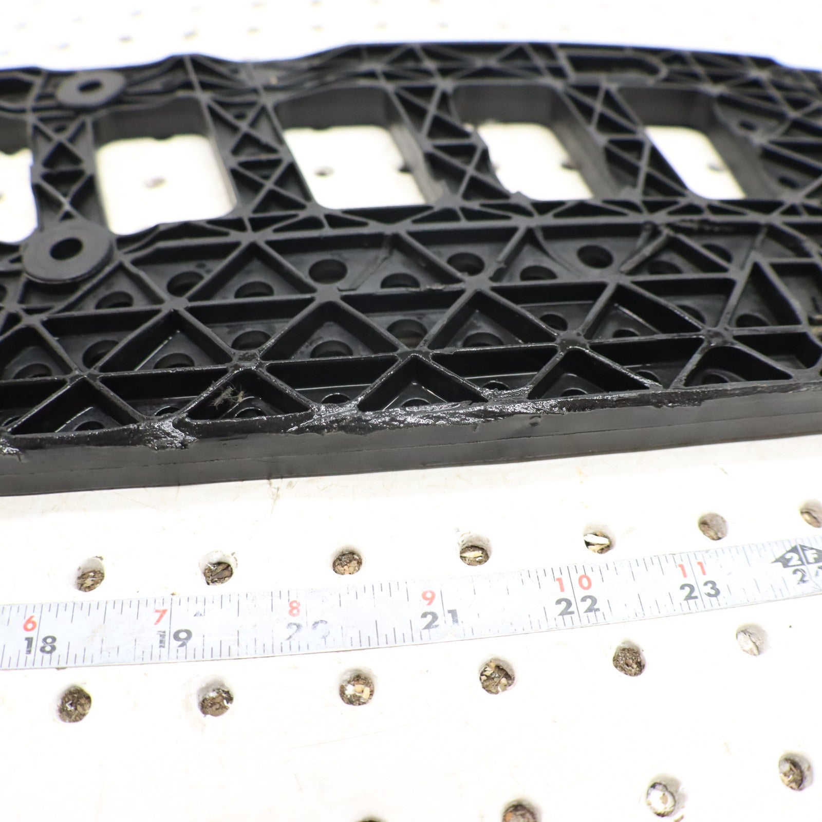 2009 Polaris Sportsman Xp 850 Foot Board FOOTPAD SUPPORT, RIGHT 5437601