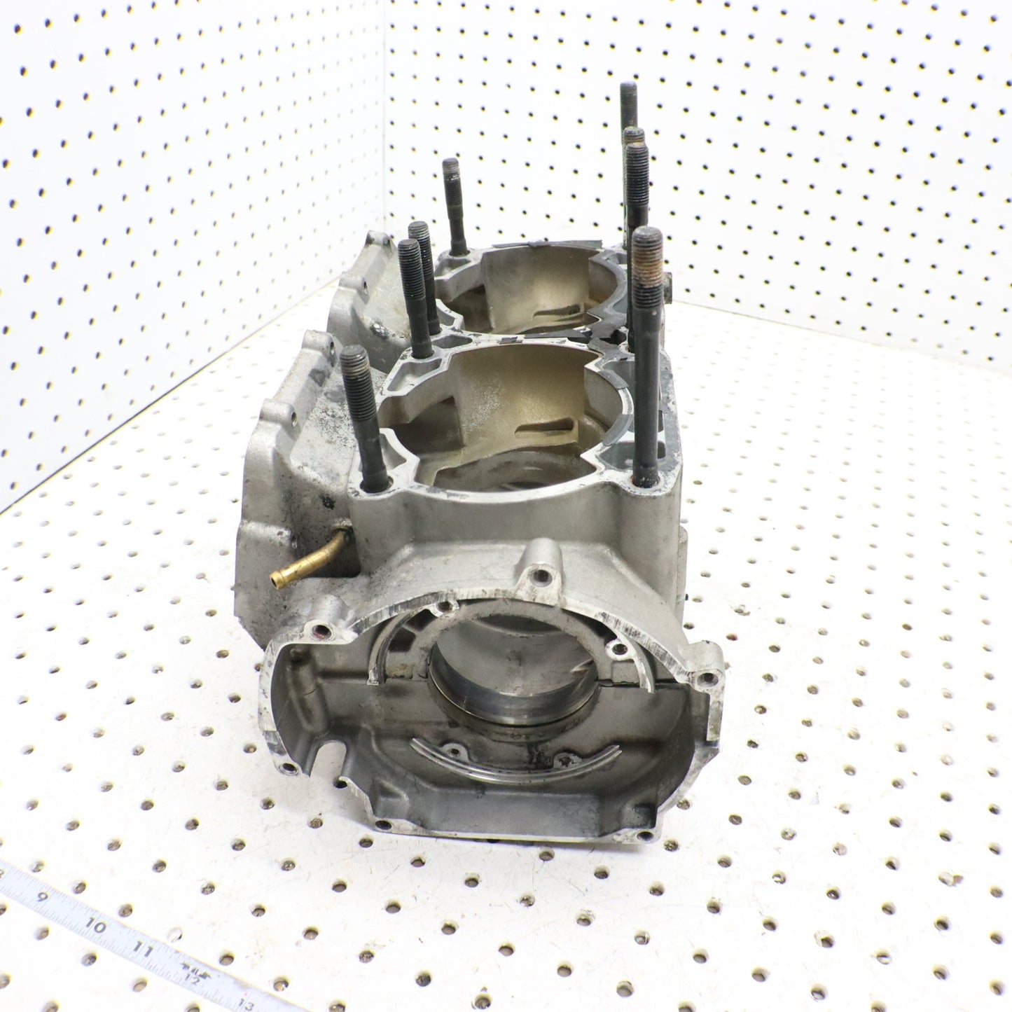 2007 Polaris Iq 600 Crankcase Engine Case Motor Case Crank Case 2203037; 1202738