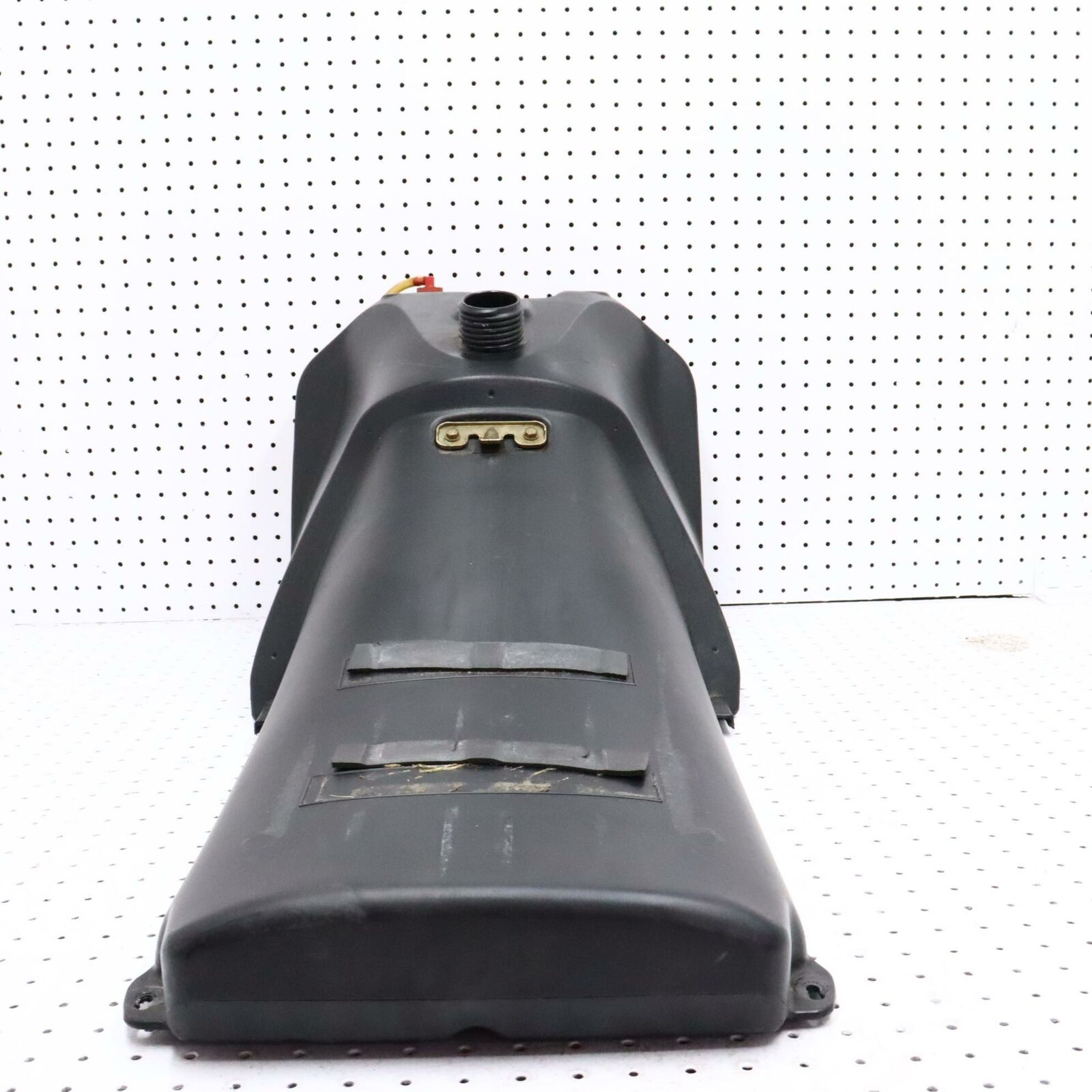 2006 POLARIS CLASSIC 700 GAS TANK FUEL RESERVOIR 2203220