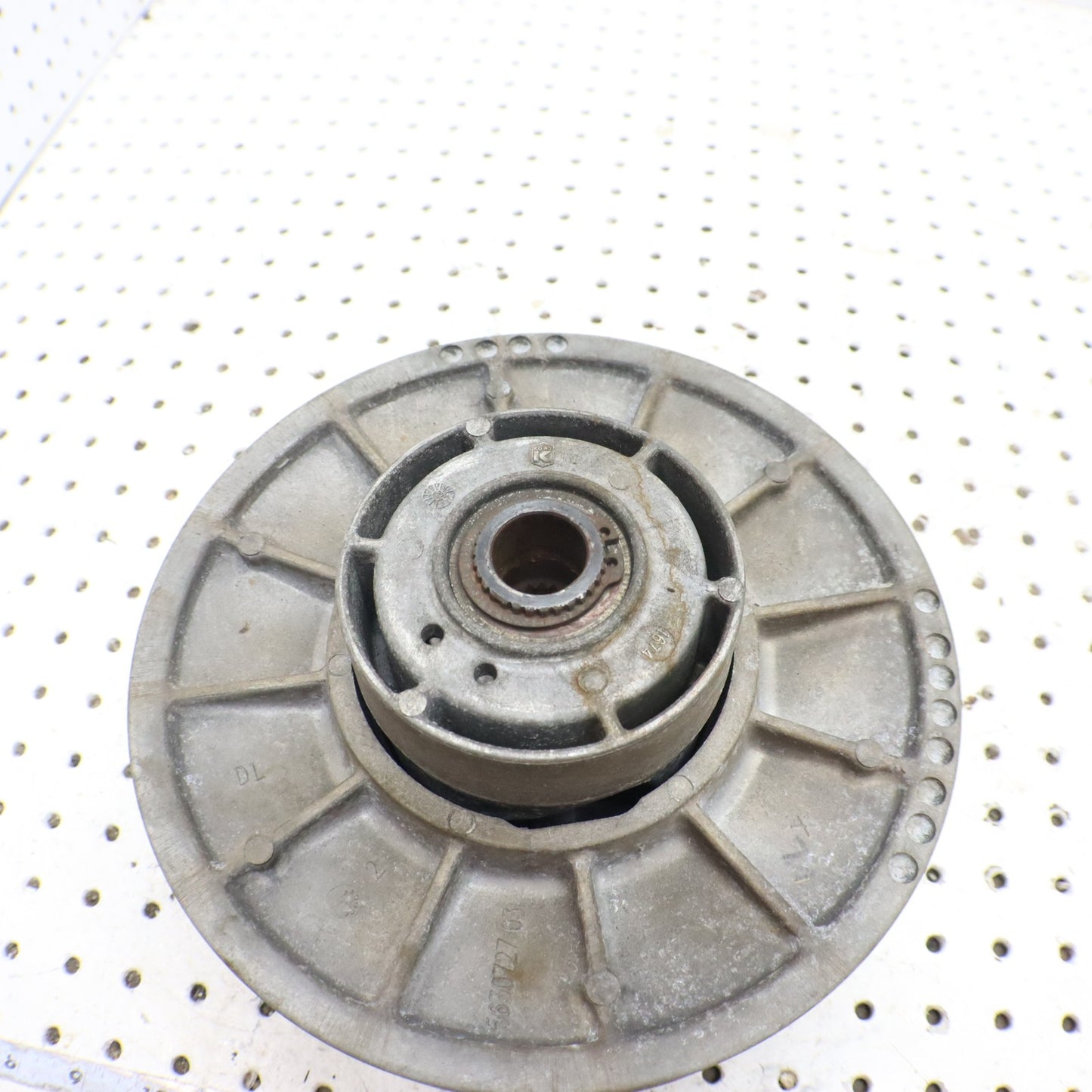 2004 Polaris Sportsman 500 EBS Driven Clutch Secondary Clutch 1322408