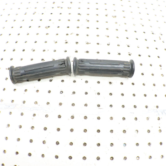 2004 Polaris Sportsman 500 Handlebar Grips 5433834-070