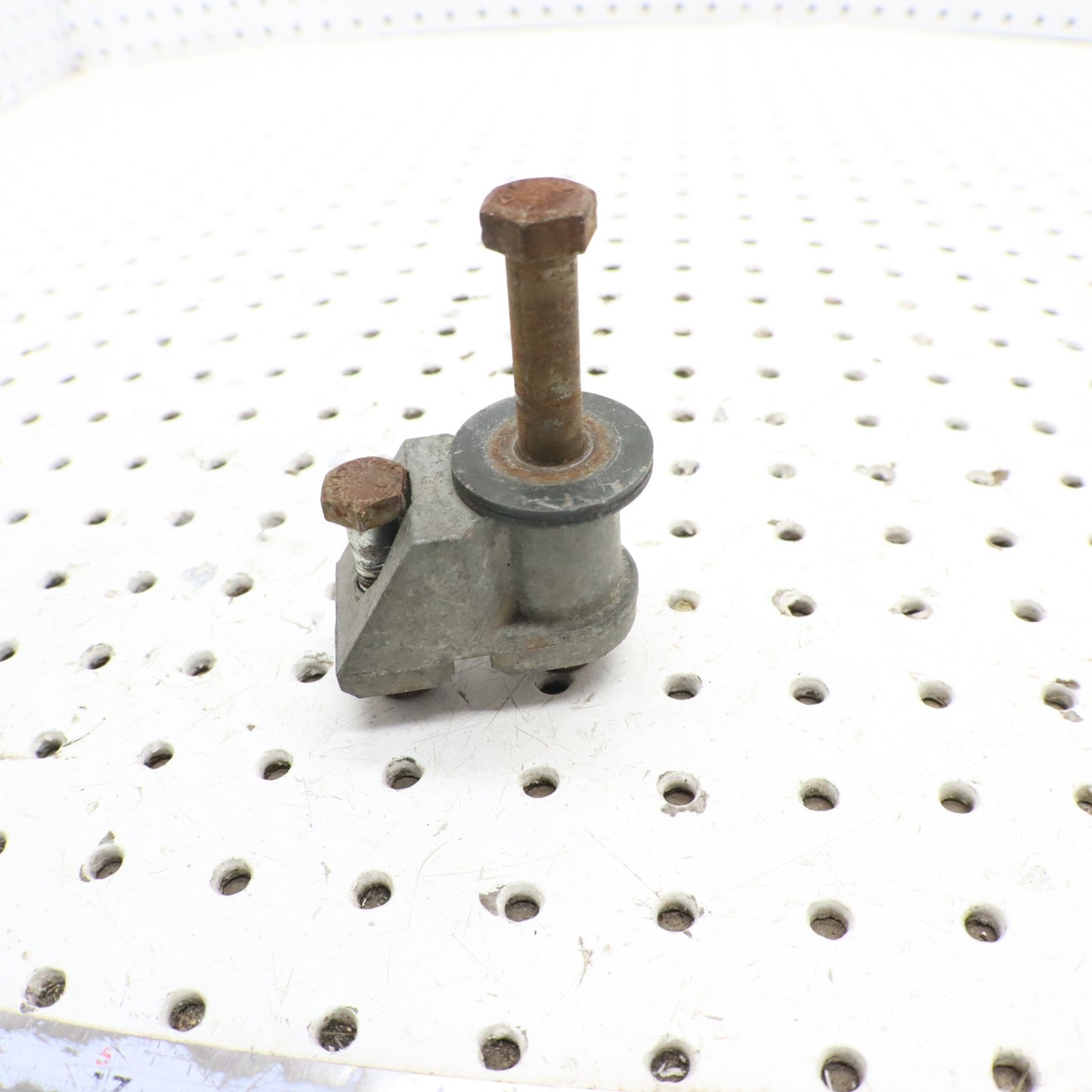 1995 Polaris Xcr 600 Idler Wheel Mount Block 5630399