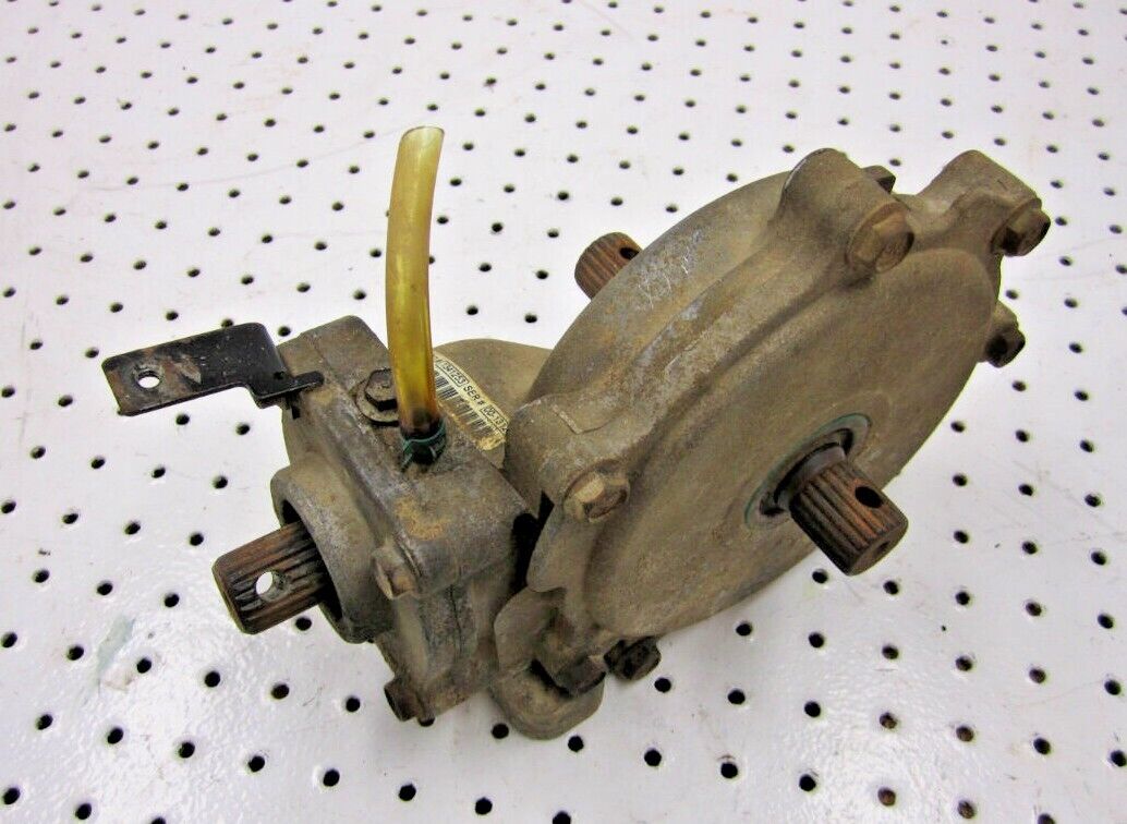 2000 POLARIS MAGNUM 500 4X4 GEAR CASE FRONT 1341253
