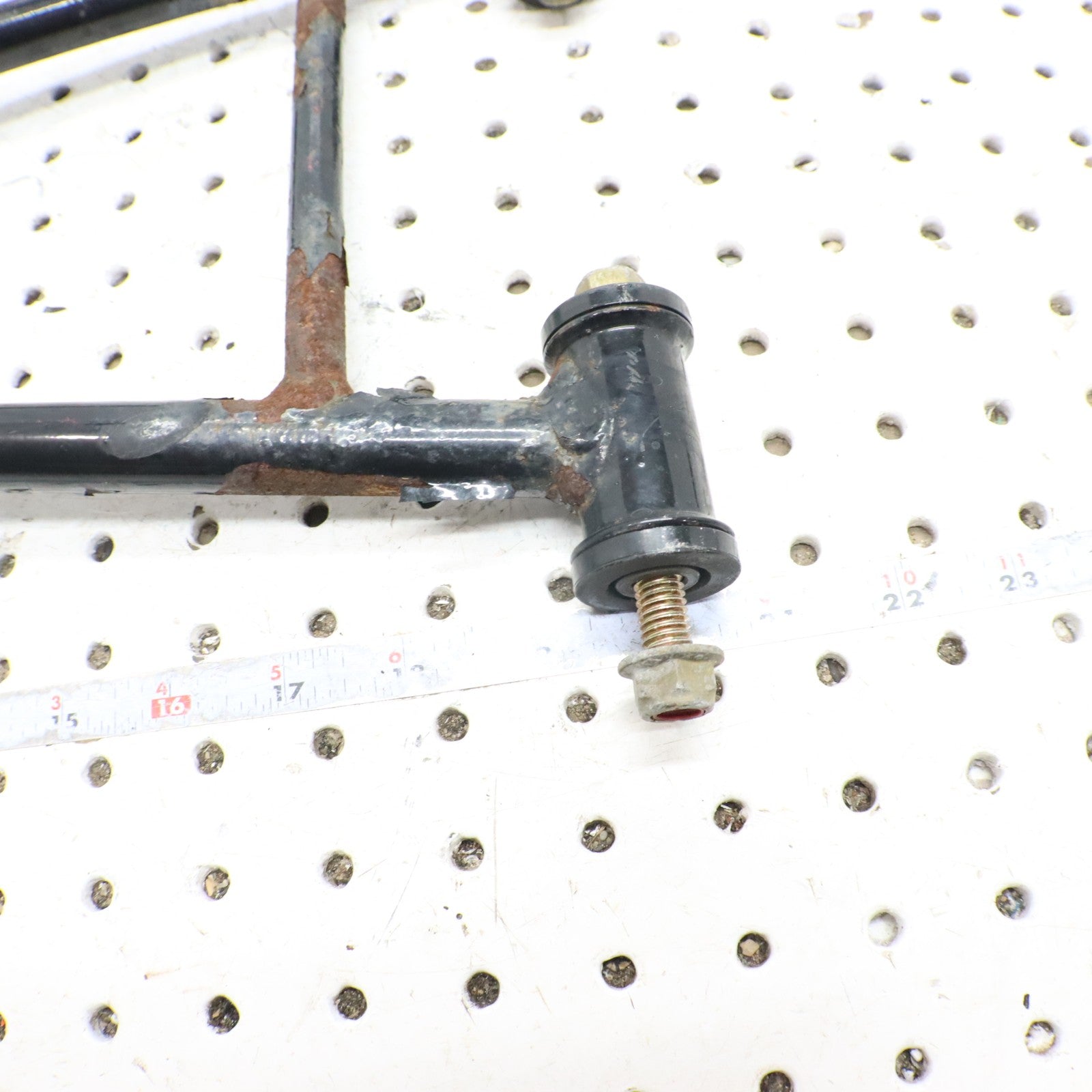 2007 Polaris Iq 600 A Arm Upper Left 2203019-067