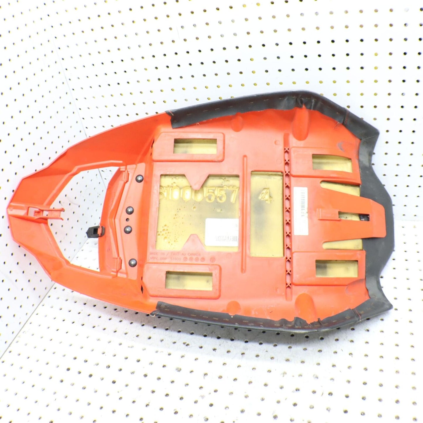 2009 SKI-DOO SUMMIT X 800R SEAT SADDLE 510005749 2014 SUMMIT  